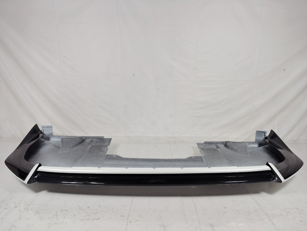 ■良品 送料込■即決 CRS ESSEX スティングレイパネル ハイエース 200系 ワイド 4型/5型/6型/7型/8型 ホワイトパール 070 ブラック 161_画像1