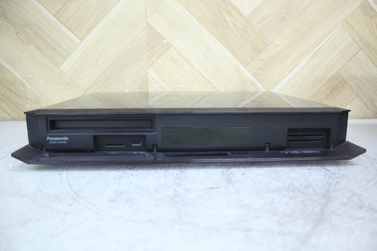 ☆【2F1001-19】 Panasonic パナソニック ブルーレイディスクレコーダー DMR-UX7030 2017年製 100V ジャンク_画像3