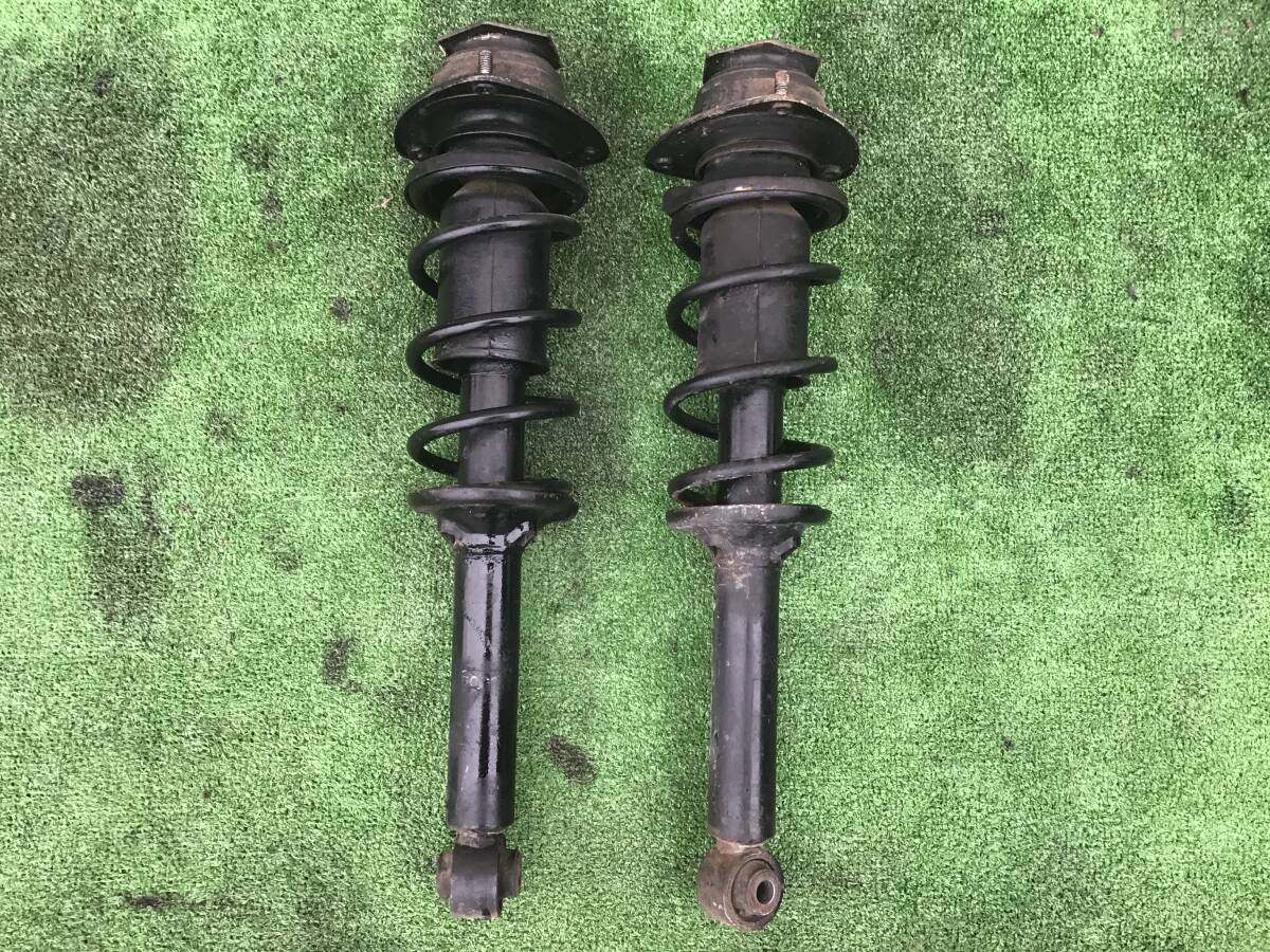 EA11R　カプチーノ　5MT　F6A　(G6)　フロント　ショックアブソーバー　左右　　_画像1