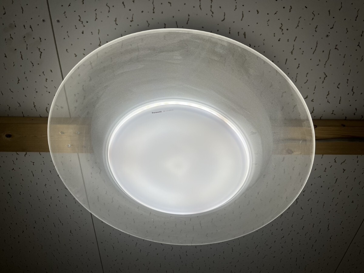 Panasonic パナソニック LEDシーリングライト HH-CF0892A 2021年製 LED照明器具 ~12畳 リモコン付 パネルシリーズ 丸型タイプ 動作確認済み_画像1
