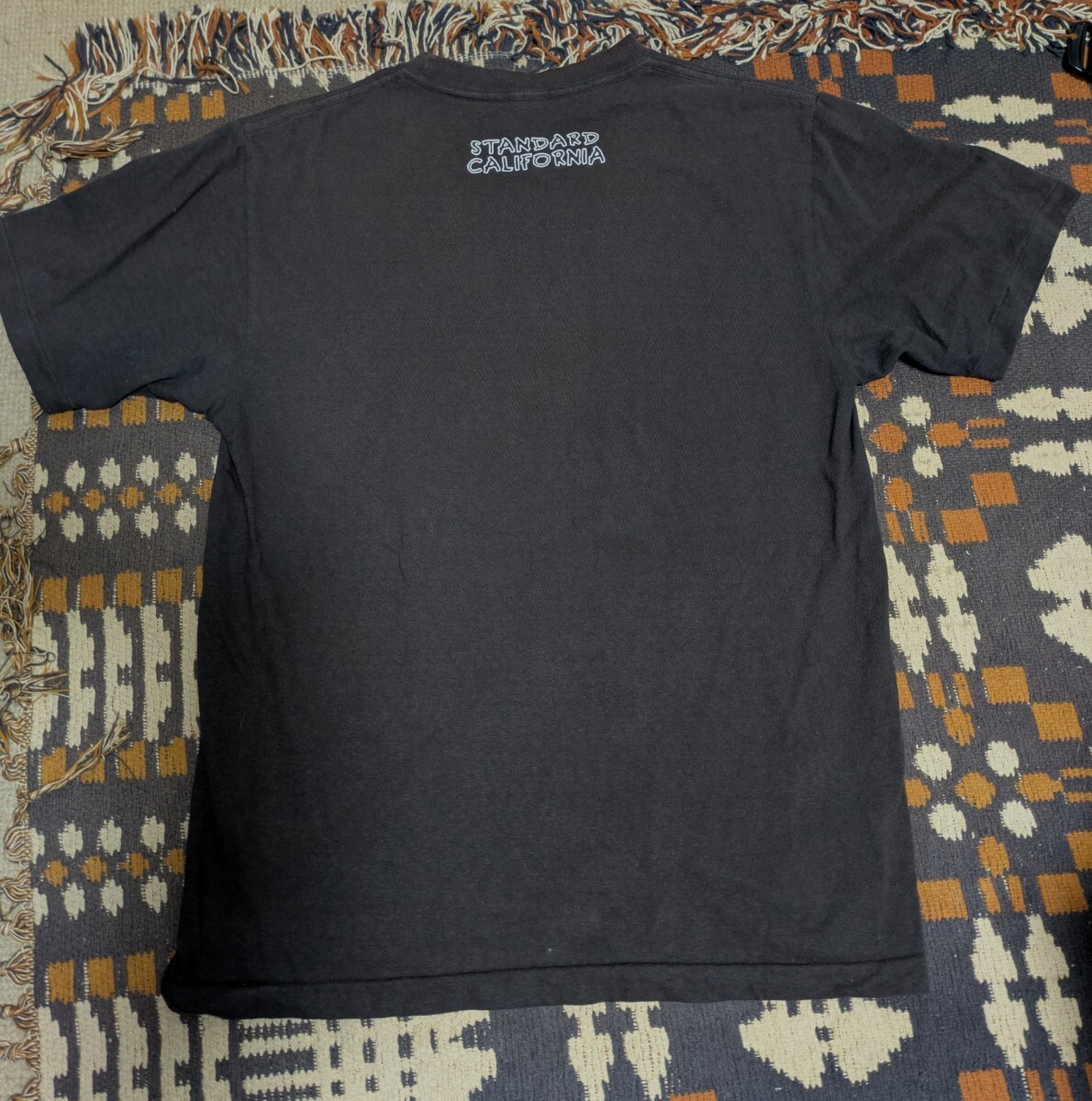 希少 レア STANDARD CARIFORNIA スタカリ グレムリン ギズモ コラボ キャラクター 半袖Tシャツ M ブラック コラボ 別注_画像3