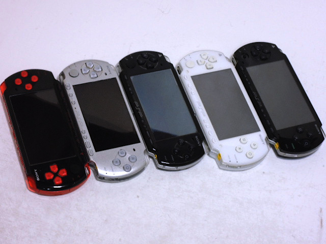 【 ゲーム機(jī)　25臺(tái) 】 New3DSLL ? 3DSLL ?3DS ??PSP ?スイッチライトなど （未チェック?ジャンク）任天堂など ＃204