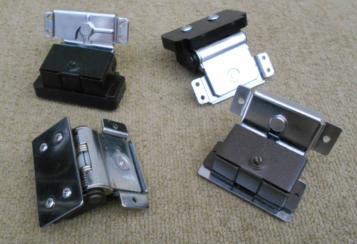 10-37　アナログLPプレイヤーのヒンジ_画像3