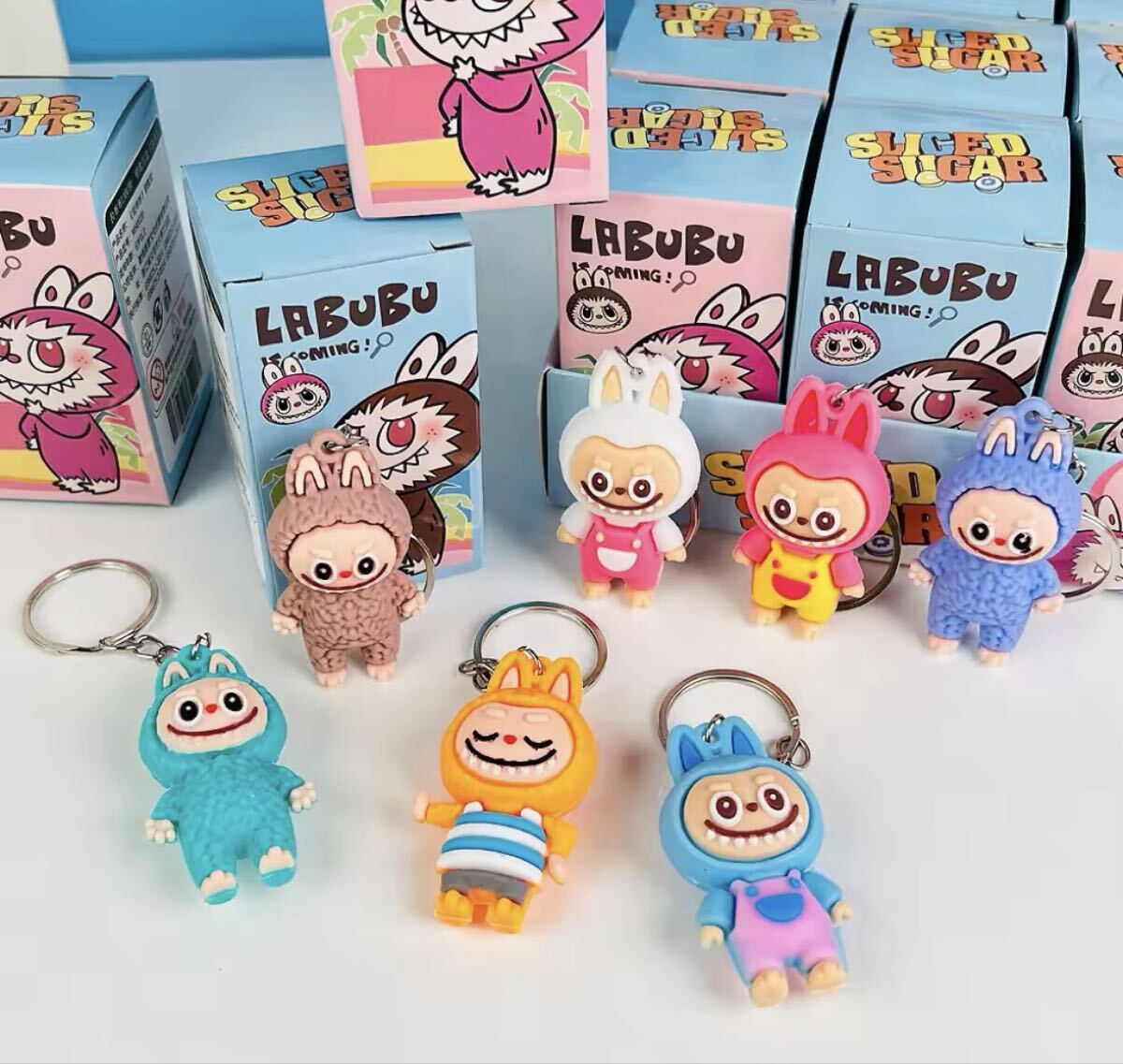 【新品未使用】【送料込】ラブブキーホルダー×4フィギュア マスコット_画像4