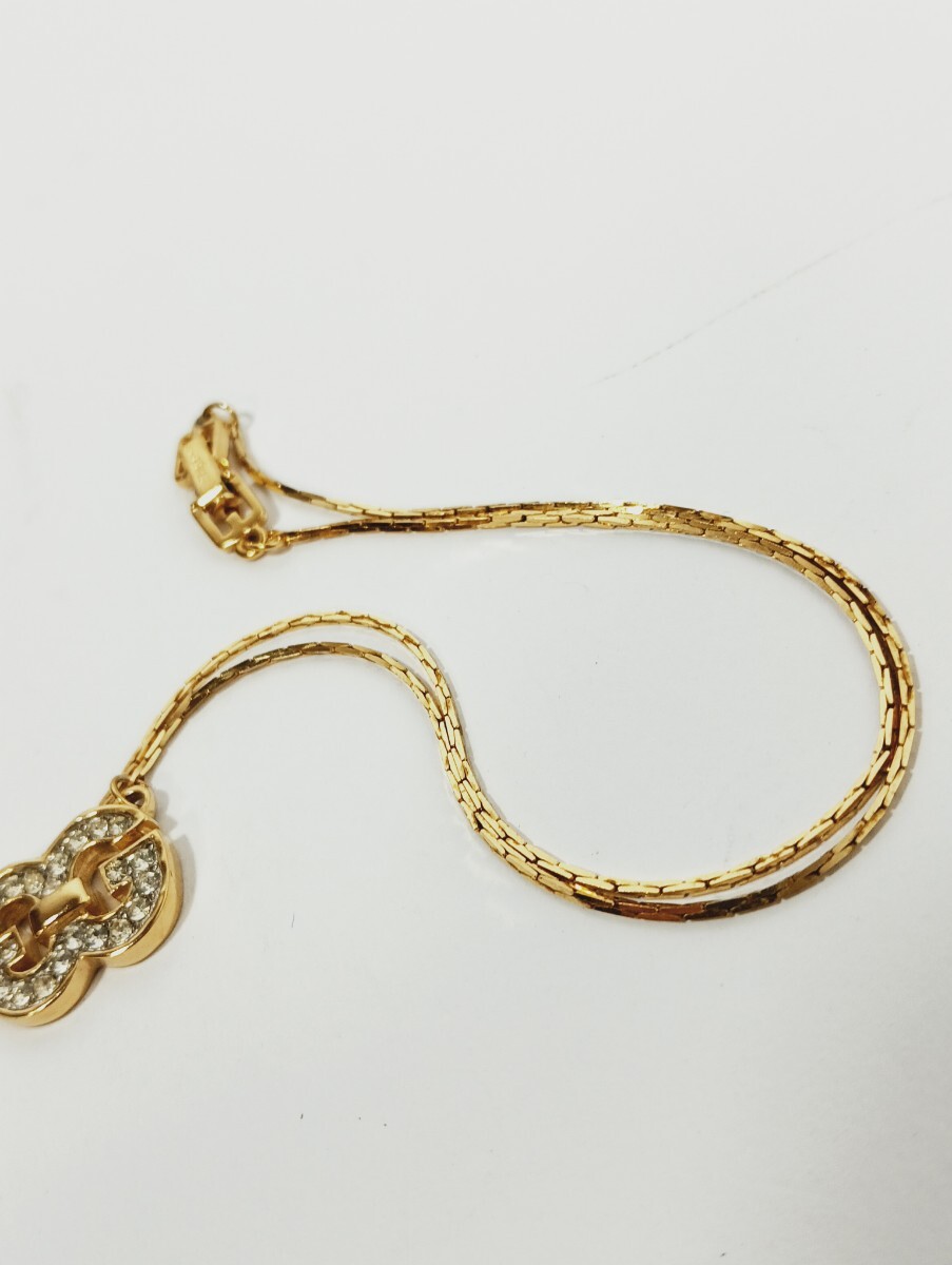 1円【美品】GIVENCHY　ジバンシィ ネックレス GG ラインストーン ゴールドカラー_画像6