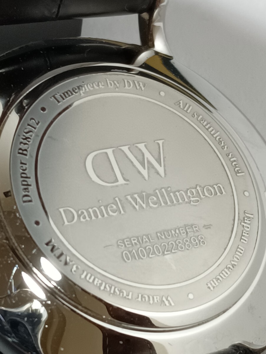1円【稼働/箱付】Daniel Wellington ダニエルウェリントン 腕時計　Dapper 38mm　ダッパー　デイト　ユニセックス_画像4