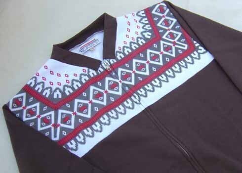 雪柄フルジップスエットシャツブラウンＭサイズ新品_画像2