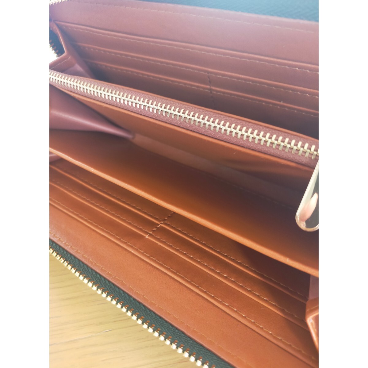 高級牛革 財布 緑 グリーン メンズ 長財布 ラウンドファスナー 大容量 レザー おしゃれ レディース かっこいい かわいい 旅行 お出かけ_画像8