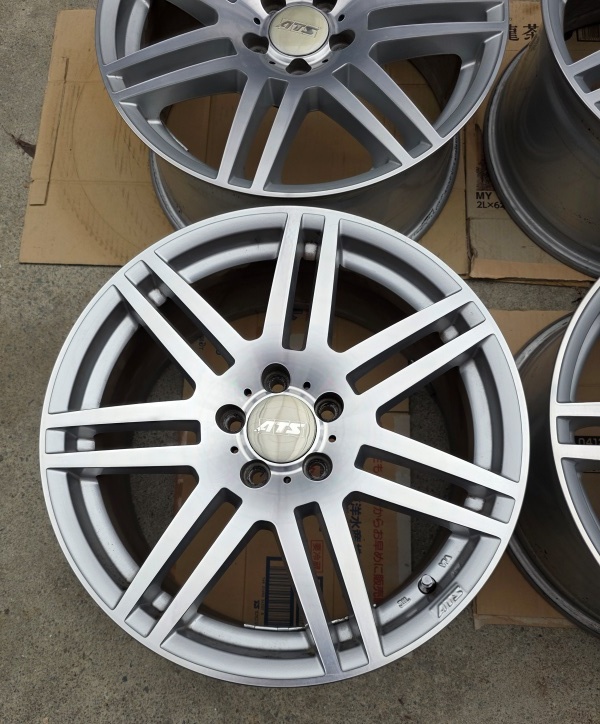 б/у 18 дюймовый ATS TWIN TW858 8.5-18(+41) 112/5H серебряный полировка 4шт.@( стекло покрытие ng settled ) распродажа!!