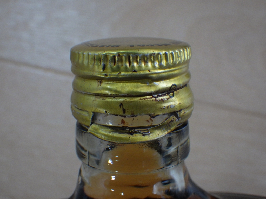 古酒★未開栓★Coronation Khukrt コロネーション ラム NEPAL RUM 短剣型ボトル ネパール_画像5