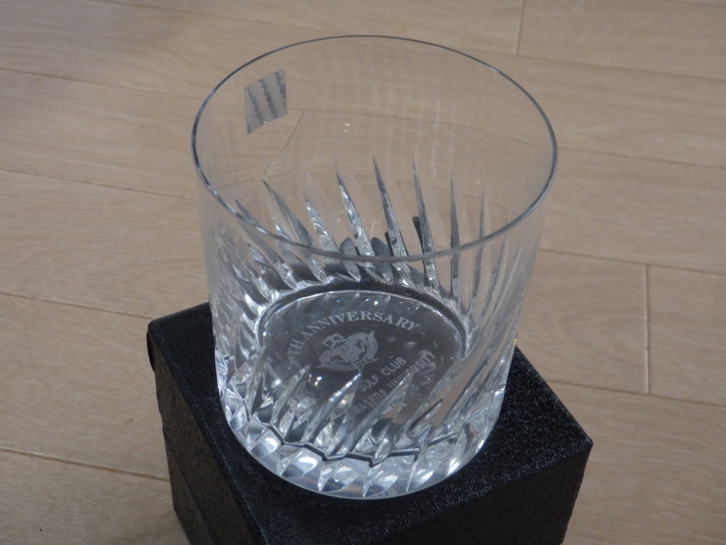 未使用 箱付★早稲田大学 ゴルフクラブ 40周年記念 1996 WASEDA UNIVERSITY GOLF CLUB HOYA CRYSTAL ホヤ カット ロックグラス タンブラー_画像3