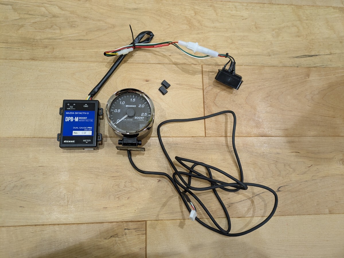 PIVOT DUAL GAUGE PRO датчик форсирования температура воды температура масла напряжение DPB-M б/у Atenza Wagon GJ2FW PIVOT DUAL GAUGE PRO датчик форсирования температура воды температура масла напряжение DPB-M б/у Atenza Wagon GJ2FW