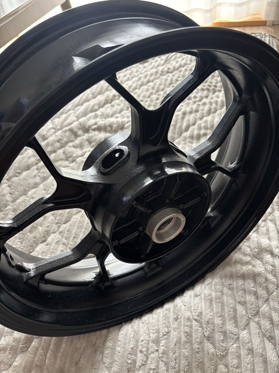 YZF-R25 YZF-R3 5.5インチ ワイド リアホイール 新品_画像3