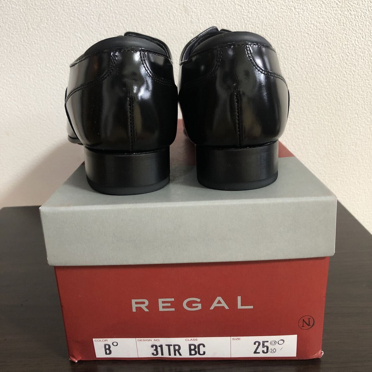 【未使用】リーガル 　メンズ25㎝　31TR　内羽根式ストレートチップ　ブラック　冠婚葬祭　ビジネス　【REGAL】_画像4