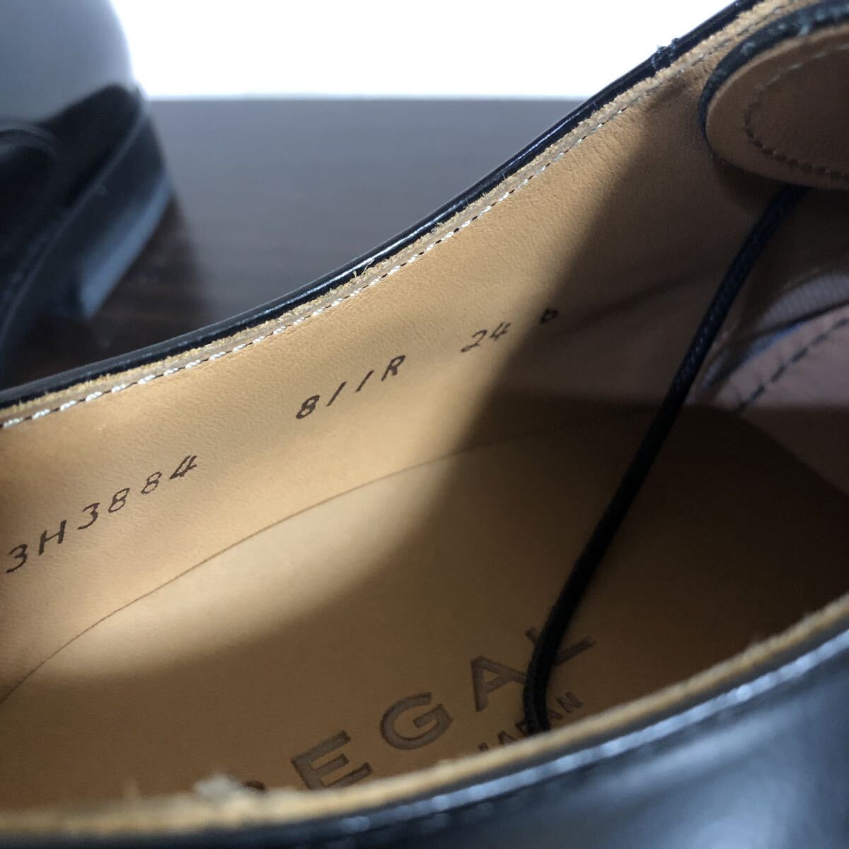 【未使用】リーガル 　メンズ24㎝　811R　内羽根式ストレートチップ　ブラック　定番　冠婚葬祭　ビジネス　【REGAL】_画像4