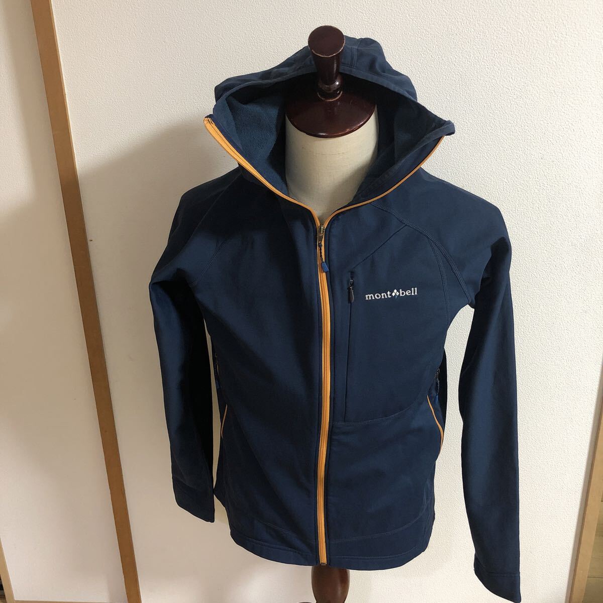 【返品OK】モンベル　メンズＬ　#1106542　トレールアクションパーカ　ストレッチクリマプラス【mont-bell】_画像1