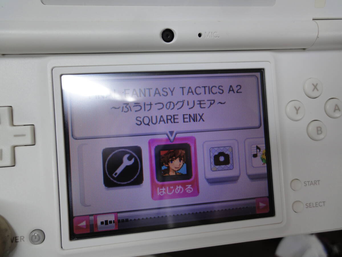 ■Nintendo/任天堂■ポータブルゲーム機/TWL-001/微難あり■ニンテンドーDSi ホワイト [TWL-S-WA]■中古/2■ ★即決★_画像7