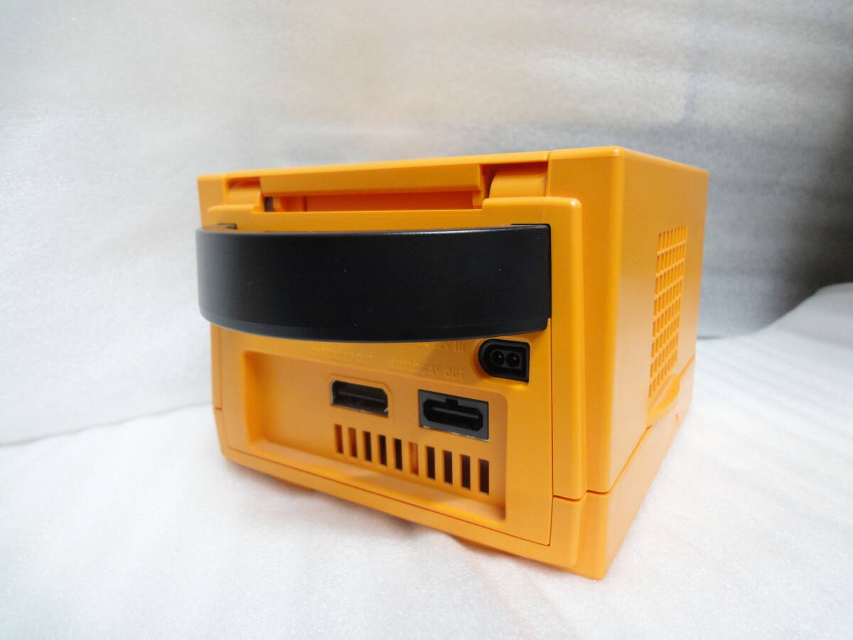 ■Nintendo/任天堂■GAMECUBE/ゲームキューブ 本体/コントローラー付属■DOL-S-OA (DOL-001)/オレンジ■中古■ ★即決★ _画像5