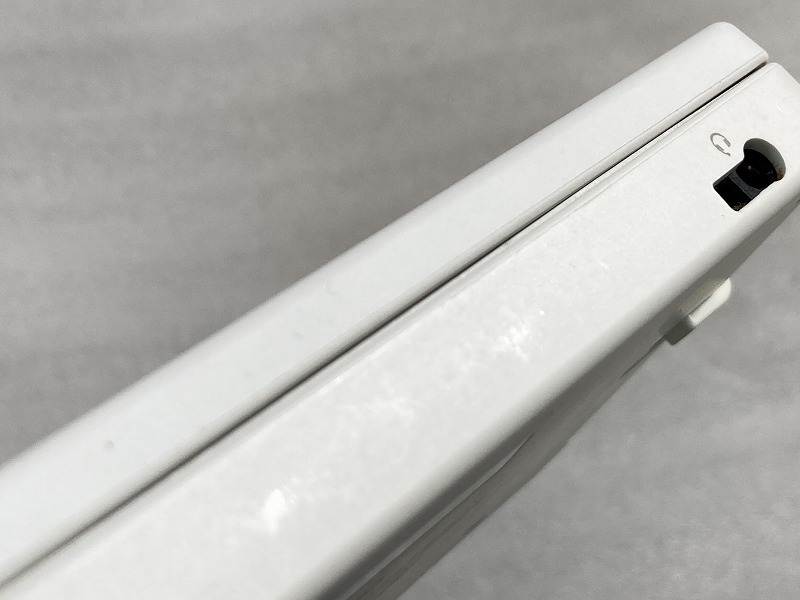 ■Nintendo/任天堂■ポータブルゲーム機/TWL-001/微難あり■ニンテンドーDSi ホワイト [TWL-S-WA]■中古/2■ ★即決★_画像4