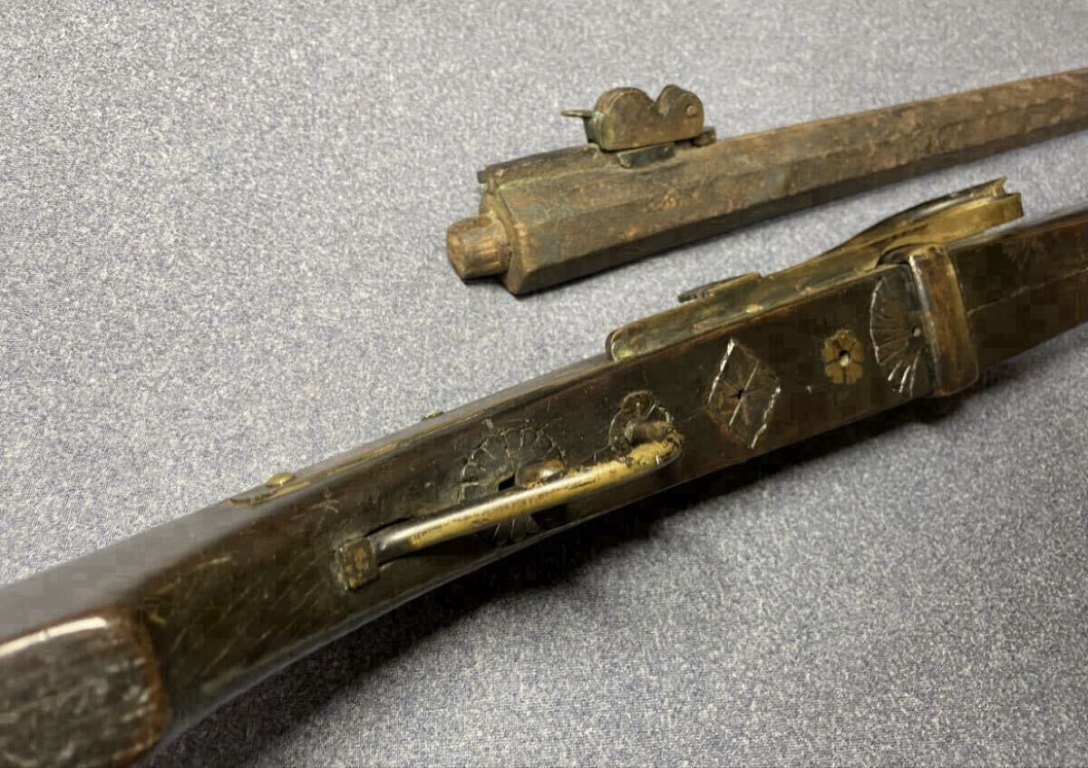 美作國 津山藩松平家 火縄式銃砲 津山城備砲 六匁玉狭間筒 142cm 江戸時代 砲術 武具 古式銃 脇差 日本刀 57.5cm 白鞘 二重 2個セット_画像9