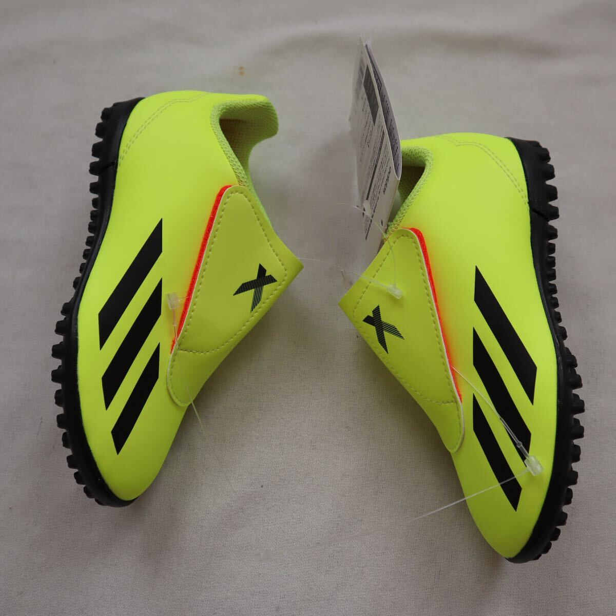 Adidas футбол тренировочная обувь Junior X Xk Lazy быстрый Club крюк and петля брезент IF0713 размер 17cm