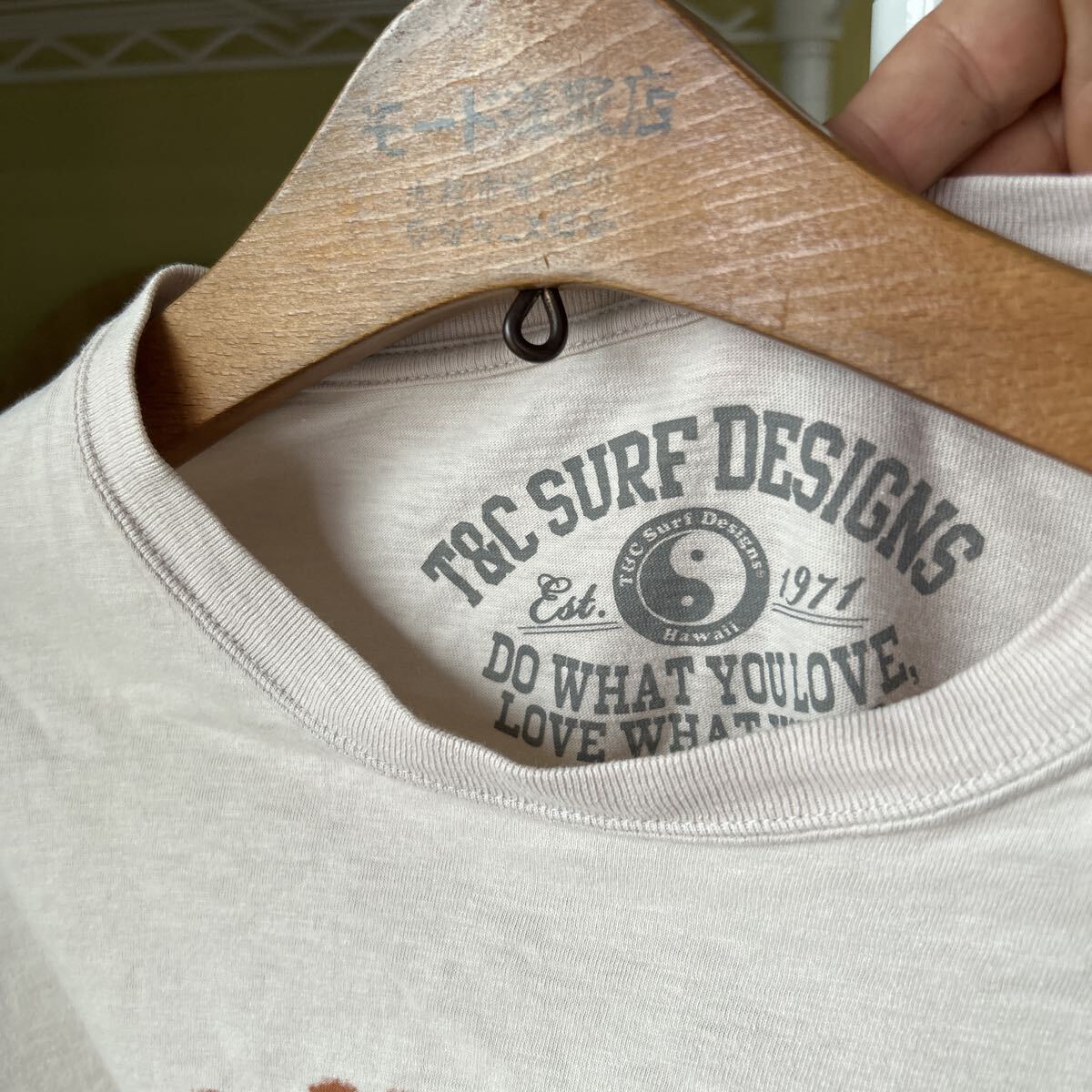 ハワイ　T & C サーフ　長袖Tシャツ　ロンT 薄茶 M_画像5