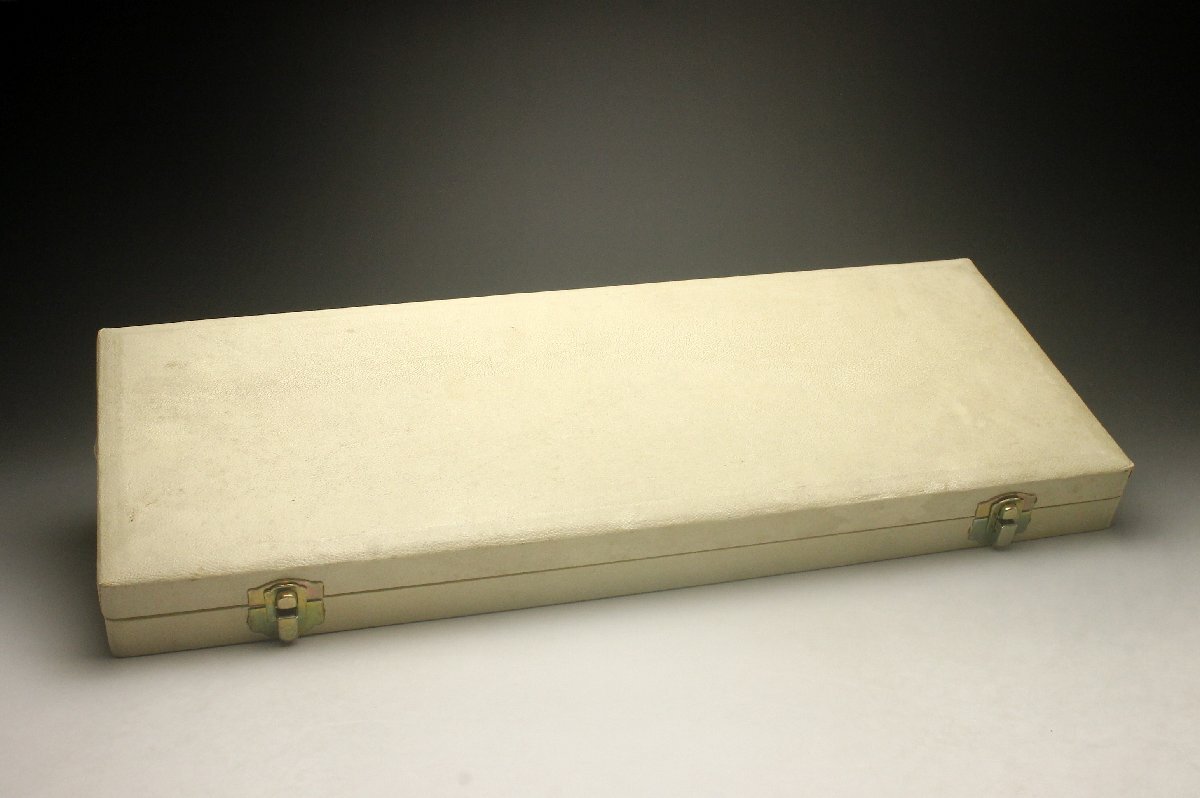 【余韻】 茶道具 銀メッキ 槌目 菓子皿 フォーク5本のセット シルバー★専用箱＜同梱可＞_画像9