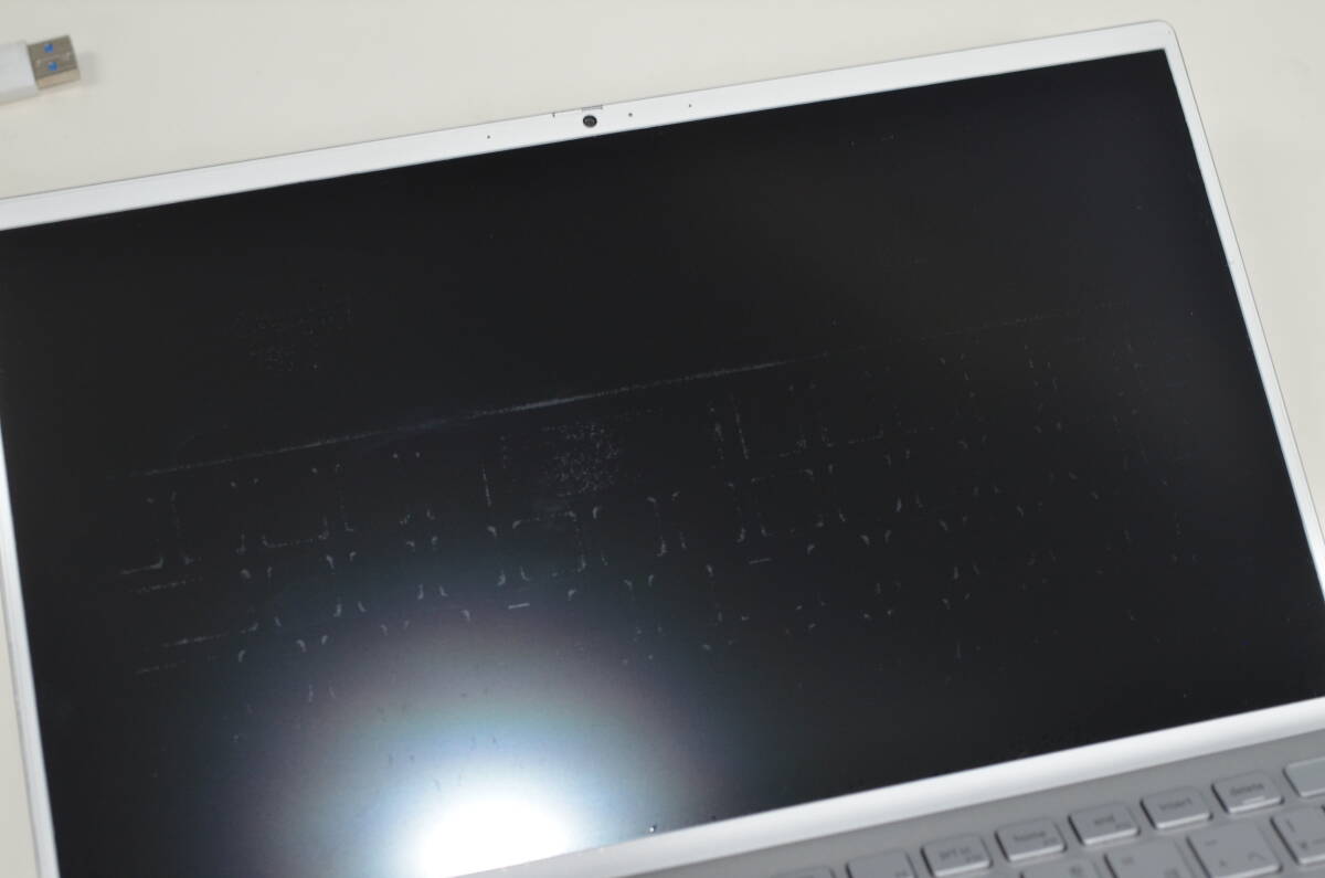  б/у ноутбук DELL Inspiron 7300 Windows11+office core i7-1165G7/. скорость SSD512GB/ память 8GB/13.3 дюймовый / беспроводной встроенный /WEB камера 