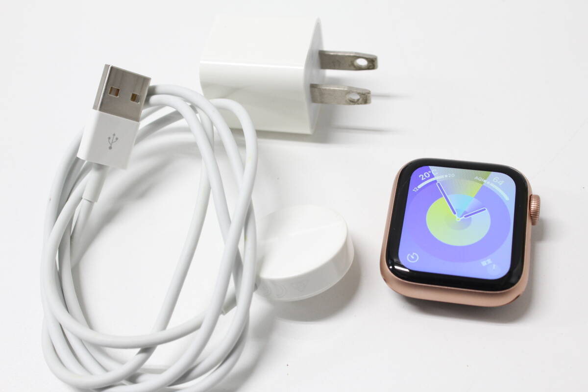 Apple Watch Series 4/GPS/40mm/A1977〈MU682J/A〉⑥_画像1