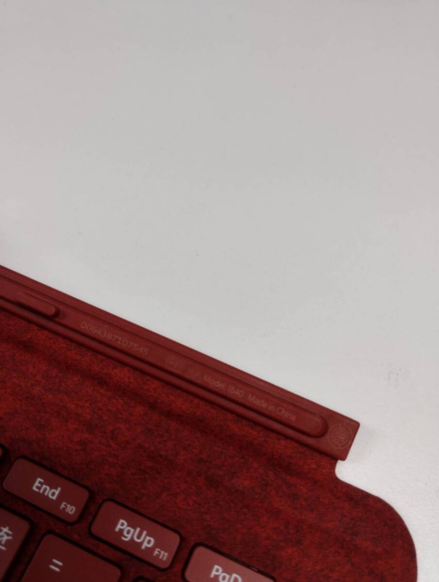【良品】Microsoft Surface Go/タイプカバー/ポピーレッド〈Model：1840〉(2)_画像4