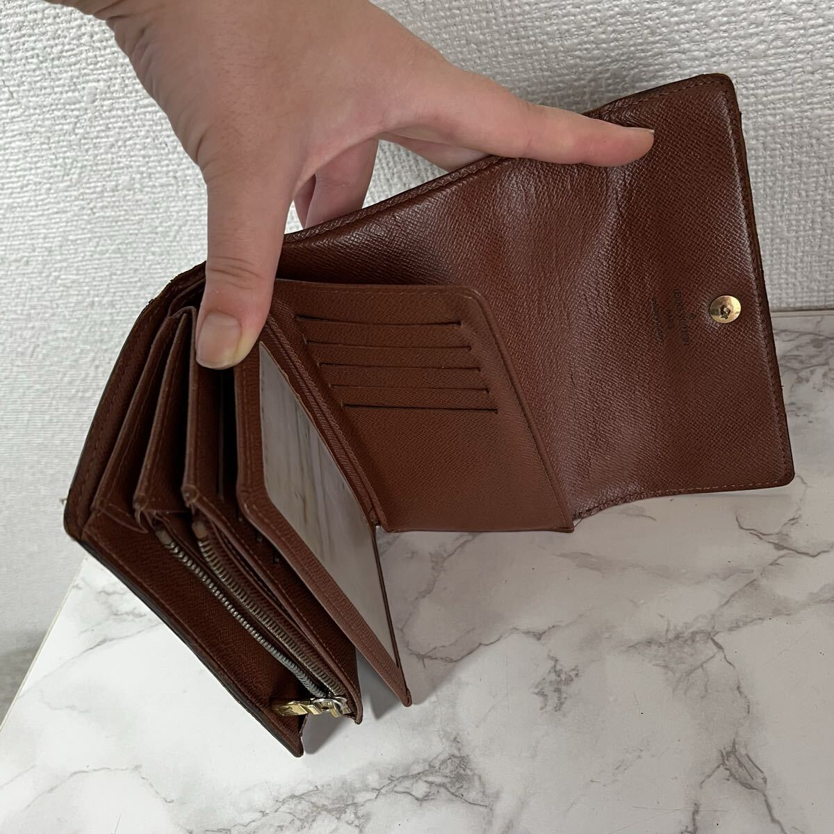 LOUIS VUITTON ルイヴィトン モノグラム レザー ポルトフォイユ・アレクサンドラ M60047 三つ折り財布 コンパクトウォレット ミニ財布_画像5