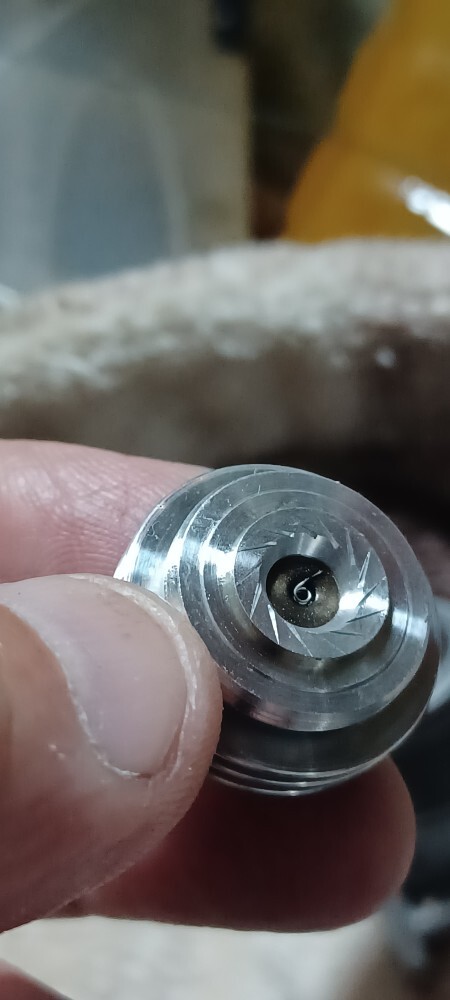 超高出力 ロシア製小型グローエンジン サイクロン１cc　F1J用エンジンマウント付き_画像7