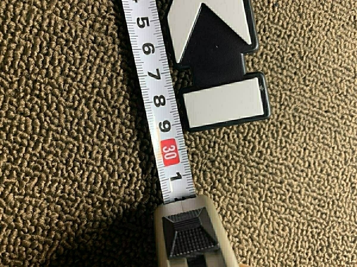 送料無料スズキ純正 SUZUKIエンブレム &純正ナット セット スズキ ジムニーハスラーなどにいかが?旧車_画像2