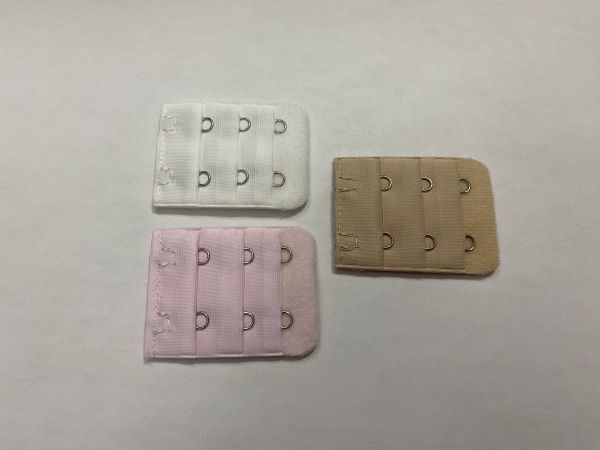 新品◎ブラ延長ホック　２段３色各１枚入②◎送料無料_画像1