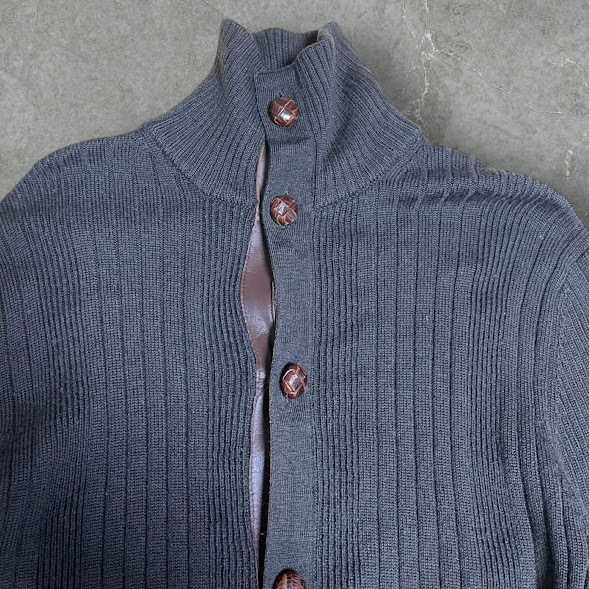 ★SHIPS オフタートル ニットカーディガン/セーター Sサイズ ウール くるみボタン ユニセックス_画像2