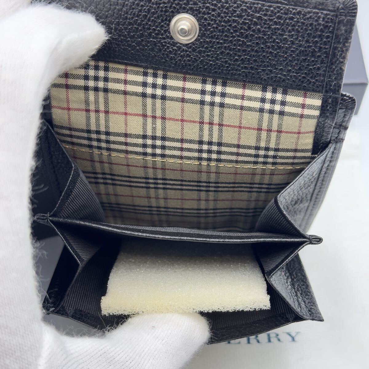 未使用品 バーバリー 二つ折り財布 ブラック レザー 小銭入れ付き メンズ レディース カードケース コインケース ウォレット_画像5