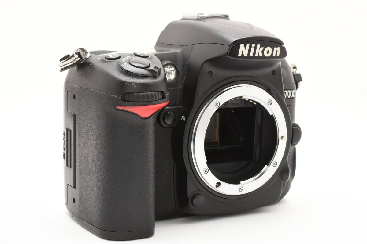 【美品 動作確認済み】Nikon ニコン D7000 ボディ 充電器付き #104_画像3