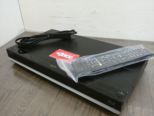 1TB☆15年☆シャープ/SHARP/AQUOS☆HDD/BDレコーダー☆BD-T1700☆リモコン付☆3番組同時録画☆3D対応機 管SA8956の画像1