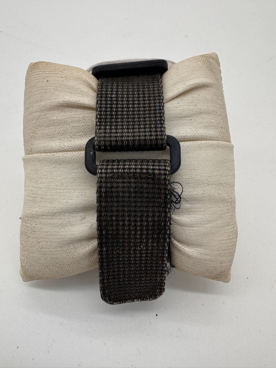 1円スタート WENGER ウェンガー 腕時計 096.0465 デイデイト クォーツ 文字盤黒 ミリタリーウォッチ　動作未確認品_画像5