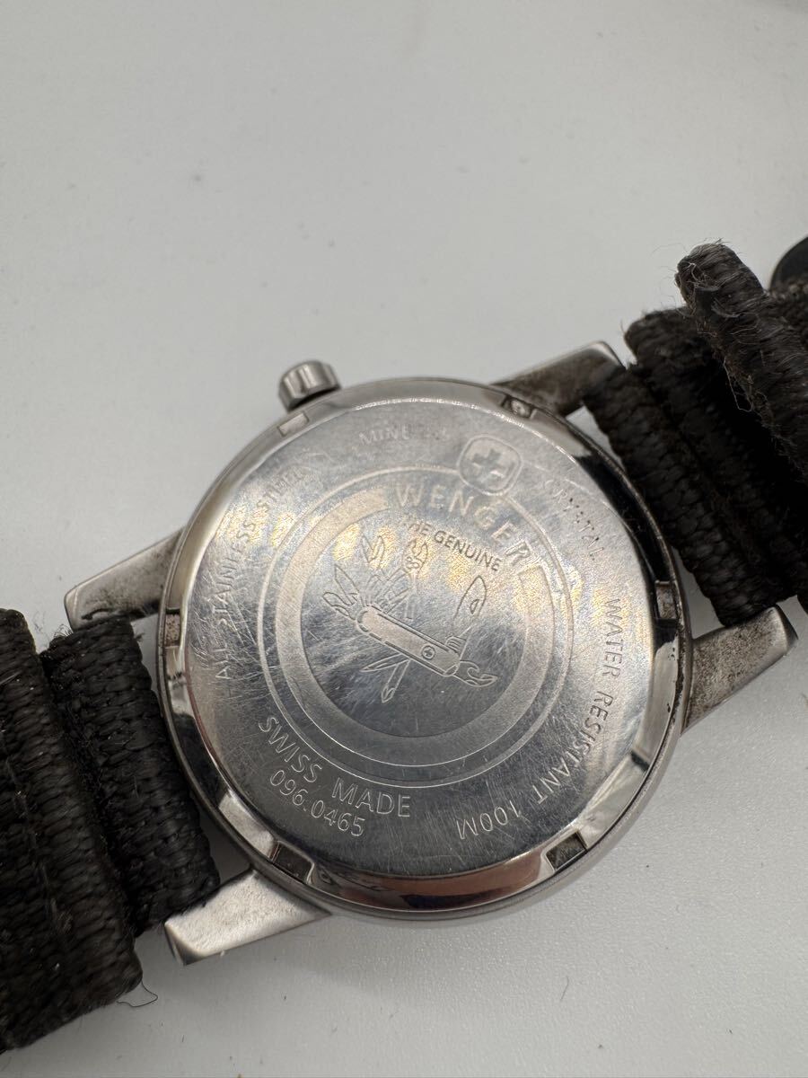 1円スタート WENGER ウェンガー 腕時計 096.0465 デイデイト クォーツ 文字盤黒 ミリタリーウォッチ　動作未確認品_画像6