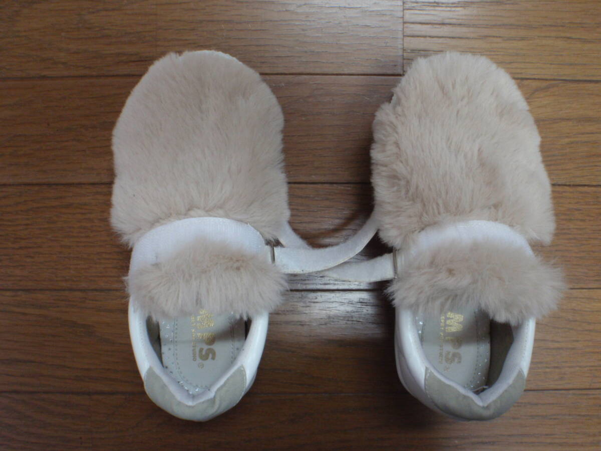 ファー付スニーカー　２１ｃｍ　ガールズ　白　ホワイト　ＭＰＳ_画像2