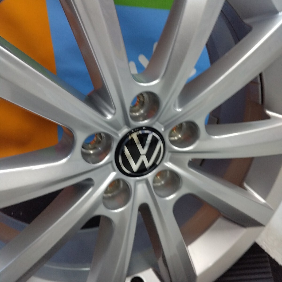 ★冬セット★美品★VW　フォルクスワーゲン　T-CROSS 純正　Merano　6J+35　100-5H　新品国産スタッドレス★205/60R16　T-クロス　Tクロス_画像5