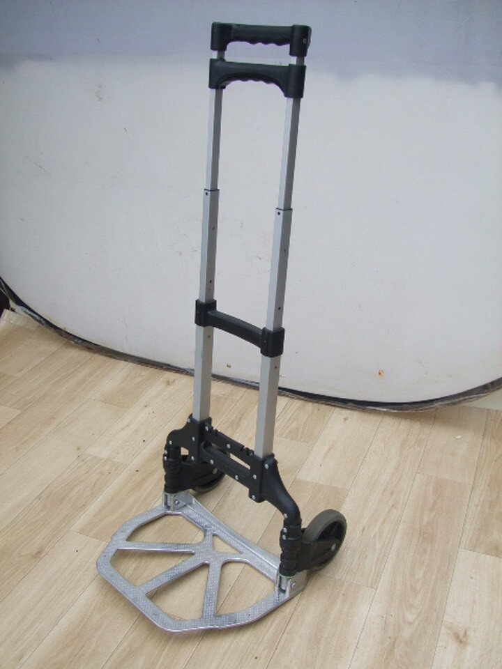 荷物運び キャリー カート アルミ製 軽量 折りたたみ ゴムバンド付き D07_画像1