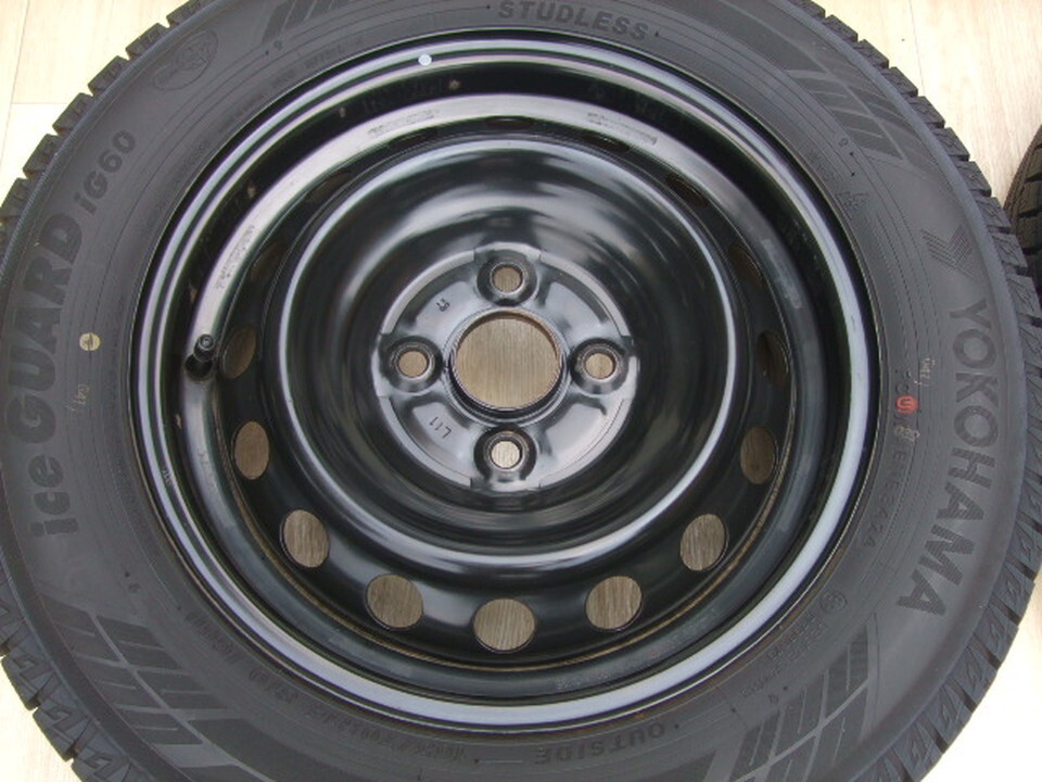 トヨタ純正ホイール NHP10 アクア 90/130系 ヴィッツ 5J 100 +39 2024年製 iG60 165/70R14 4本 C04_画像6