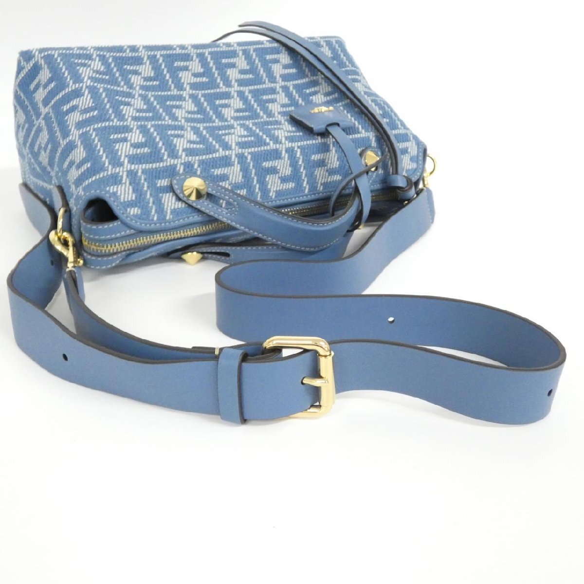 【新品】フェンディ バイ ザ ウェイ ソフト ミディアム 8BL155 AUPX バッグ_画像6