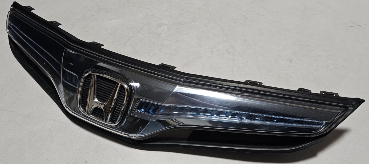 ホンダ フィット・GP4 純正 RS ラジエーターグリル/フロントグリル ブルーイルミ 良品 2013年車 品番:71120-TF2-J21 希少_画像7