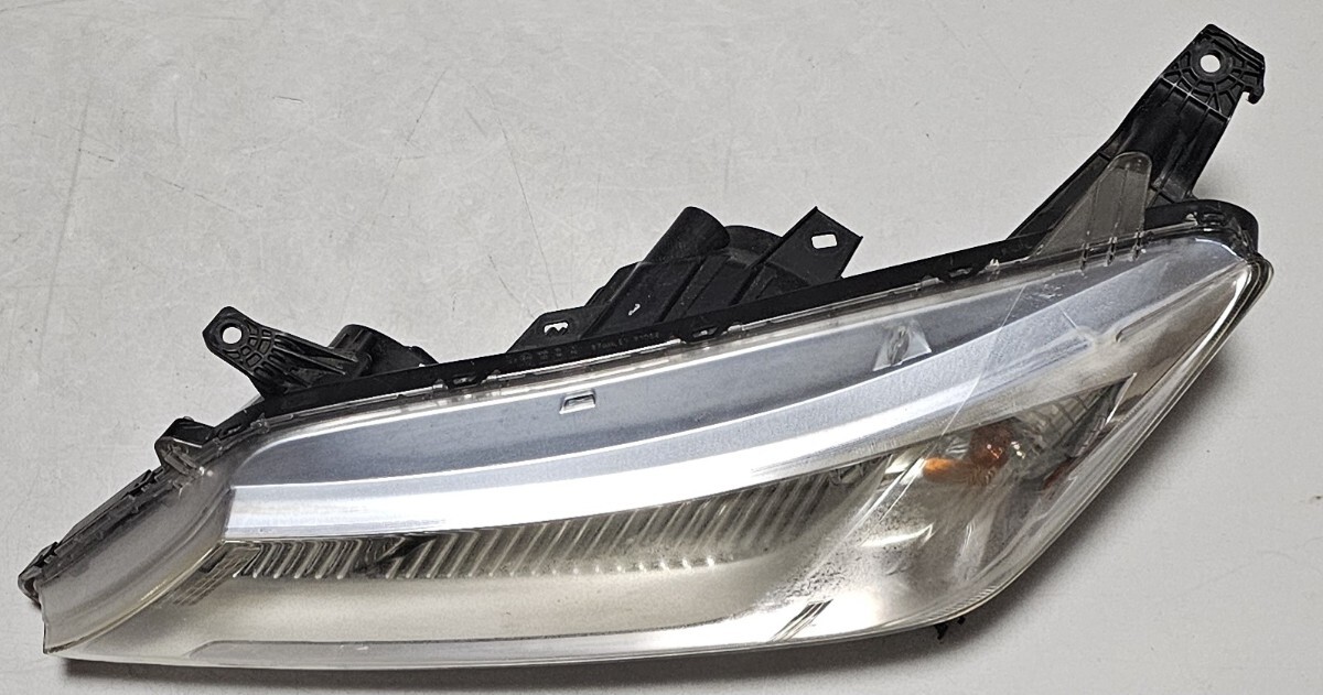 ホンダ グレイス・GM4/GM5 純正 前期 DX ヘッドライト/ヘッドランプ ASSY 左 ハロゲン W1086 良品 2016年車 品番:33150-T9A-J01_画像7