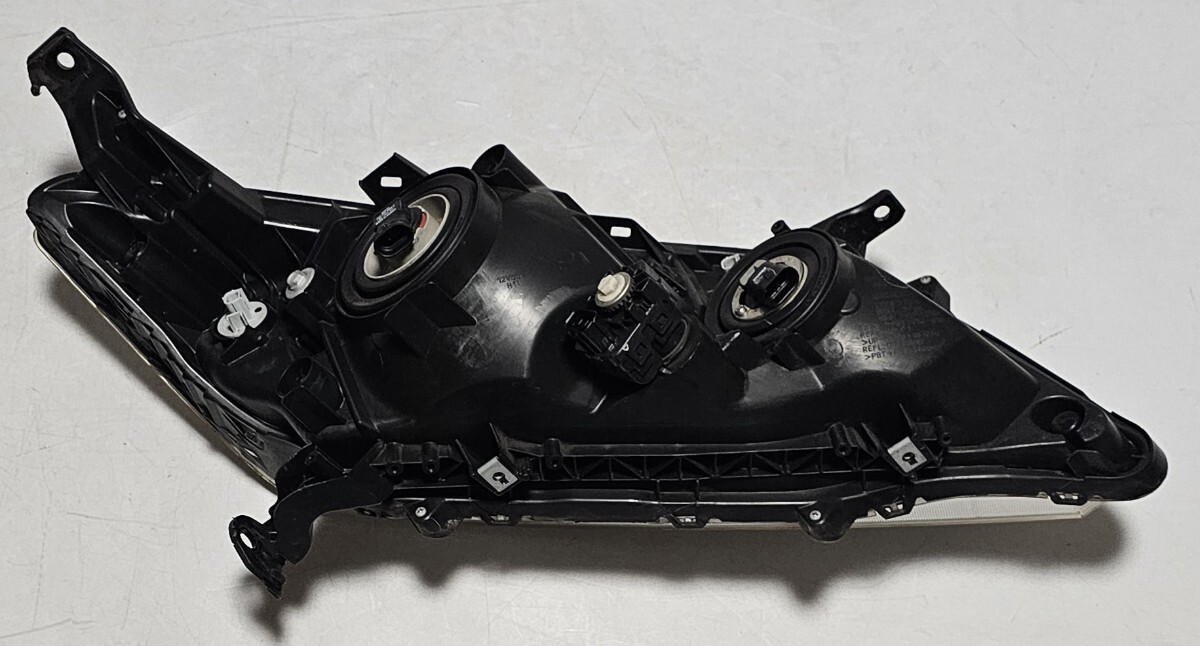 ホンダ グレイス・GM4/GM5 純正 前期 DX ヘッドライト/ヘッドランプ ASSY 左 ハロゲン W1086 良品 2016年車 品番:33150-T9A-J01_画像10