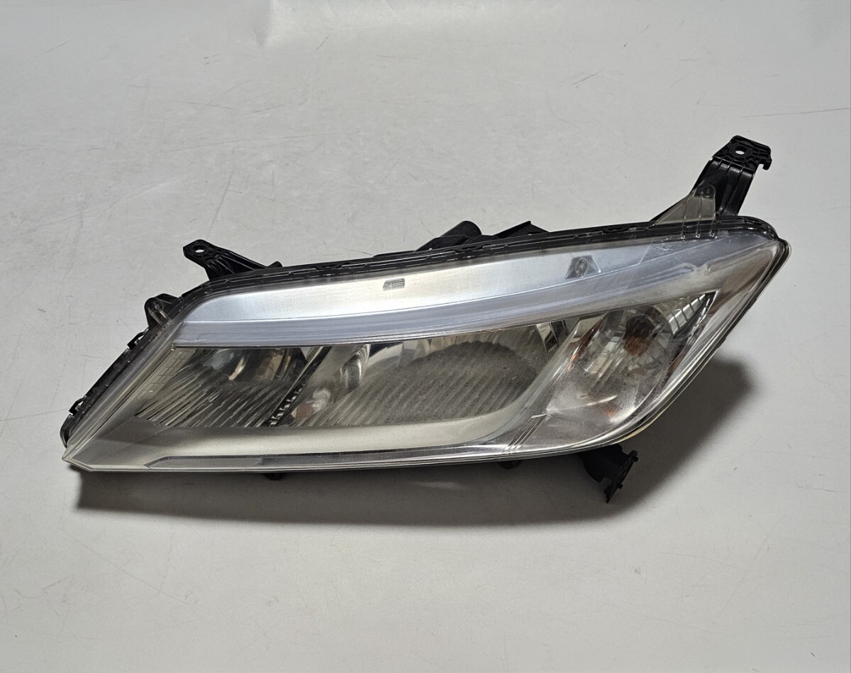 ホンダ グレイス・GM4/GM5 純正 前期 DX ヘッドライト/ヘッドランプ ASSY 左 ハロゲン W1086 良品 2016年車 品番:33150-T9A-J01_画像1