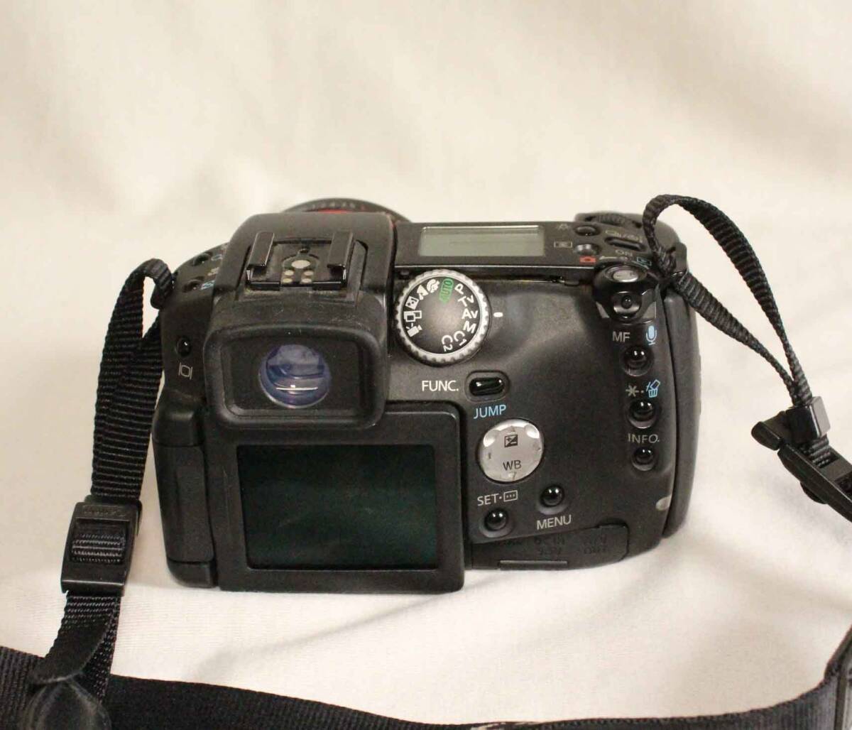 [sh418]デジタルカメラ canon PowerShot Pro1  キャノン パワーショット プロ1 digital camera 7.2-50.8mm f2.4-3.5 L 28mm-200mm PC1057の画像3